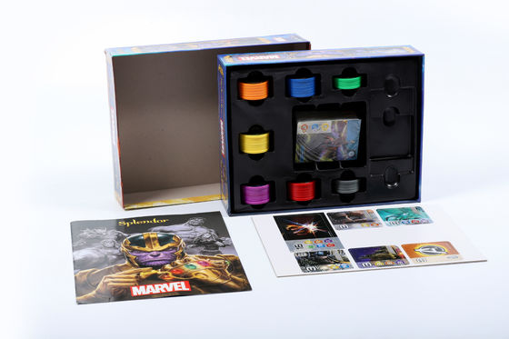 Un buon prezzo. Gioco da tavolo per bambini Monopoly Marvel Splendor in linea