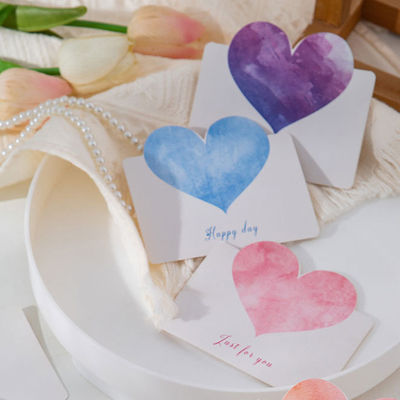 Un buon prezzo. Deck di poker lisci e resistenti per professionisti in linea