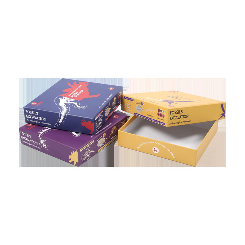 Scatola regalo per schede di gioco classiche nere personalizzate con logo in rilievo per lo stoccaggio e il regalo