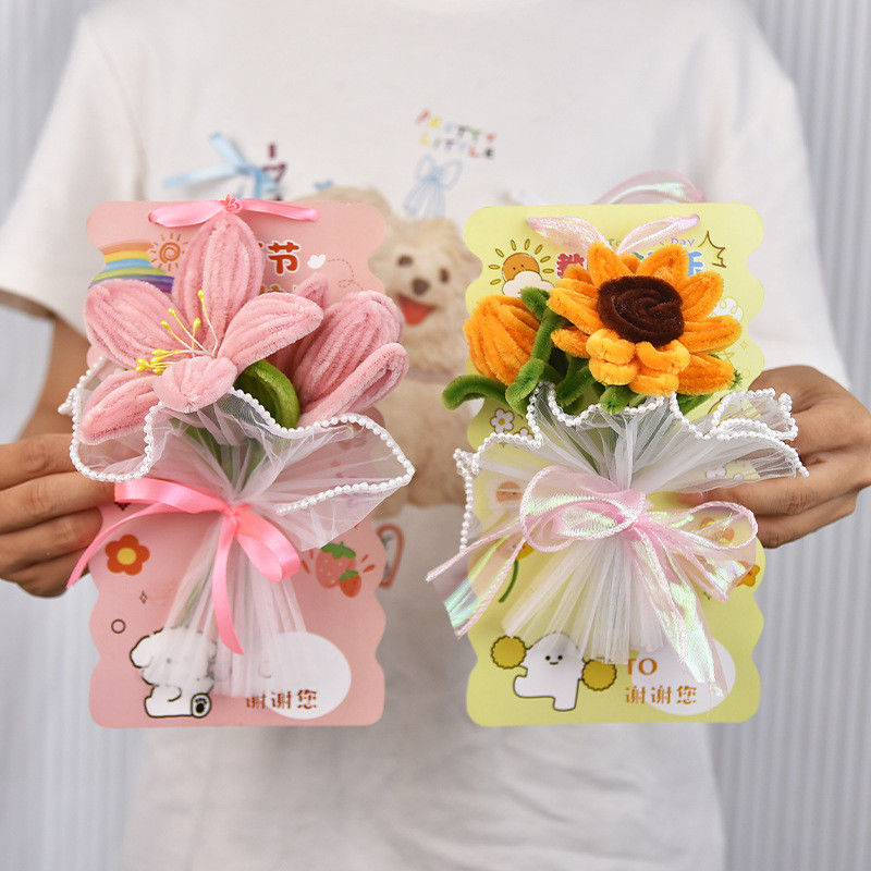 Stampa digitale Cartoline di auguri con fiori creativi a vuoto all'interno per messaggi personali Caratteristiche cartacee