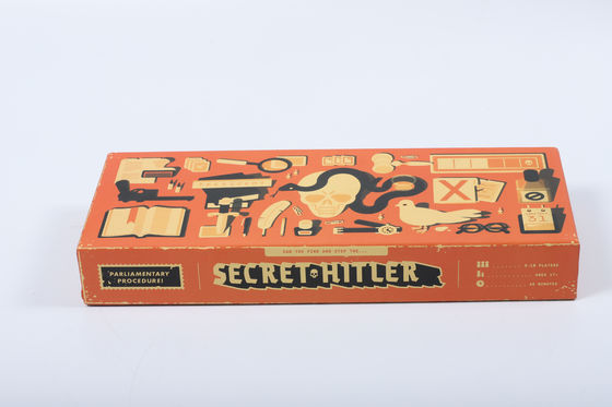 Un buon prezzo. Scatola di deposito per il gioco da tavolo Monopoly Sequence in linea